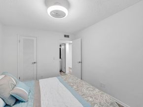 229 Chatham K, West Palm Beach FL 33417