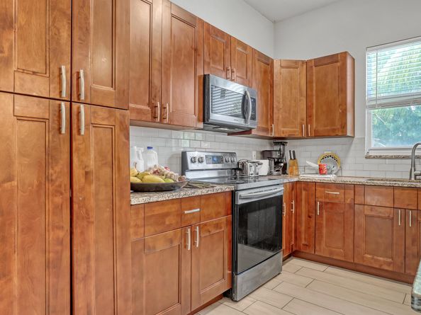 309 NE 11th Avenue, Boynton Beach FL 33435