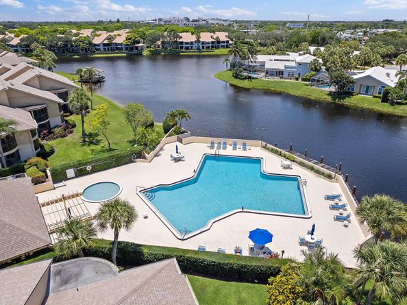 17166 Waterbend Drive 210, Jupiter FL 33477