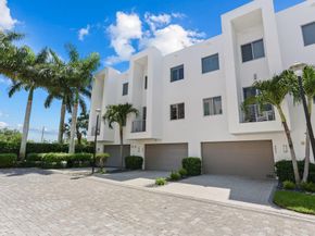 4021 NW 18th Way, Boca Raton FL 33431