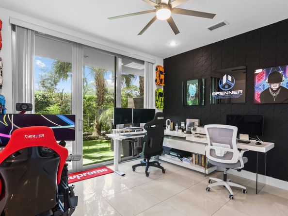 4021 NW 18th Way, Boca Raton FL 33431