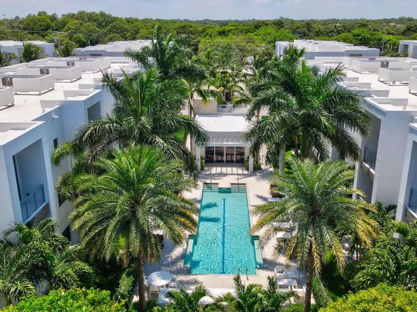 4021 NW 18th Way, Boca Raton FL 33431