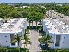 4021 NW 18th Way, Boca Raton FL 33431