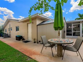 1425 NE 55th Street, Fort Lauderdale FL 33334