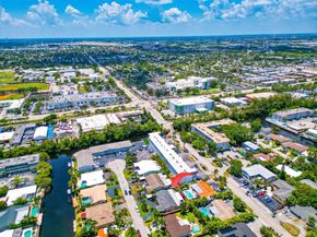 1425 NE 55th Street, Fort Lauderdale FL 33334