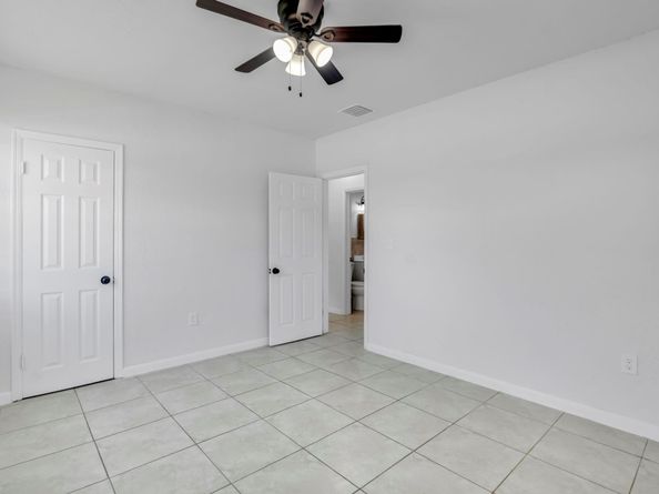 3025 NW 5 St, Fort Lauderdale FL 33311