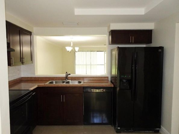 4717 N Pine Island Road 160, Sunrise FL 33351