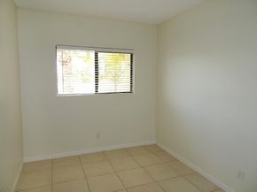 4717 N Pine Island Road 160, Sunrise FL 33351
