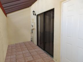 4717 N Pine Island Road 160, Sunrise FL 33351