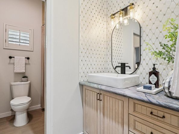 3900 NE 23rd Ter, Lighthouse Point FL 33064