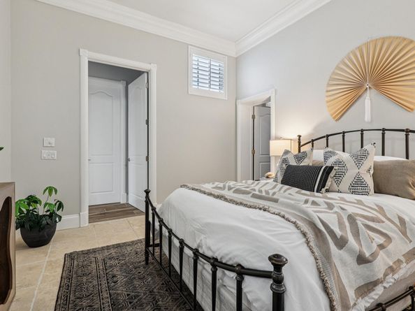 3900 NE 23rd Ter, Lighthouse Point FL 33064