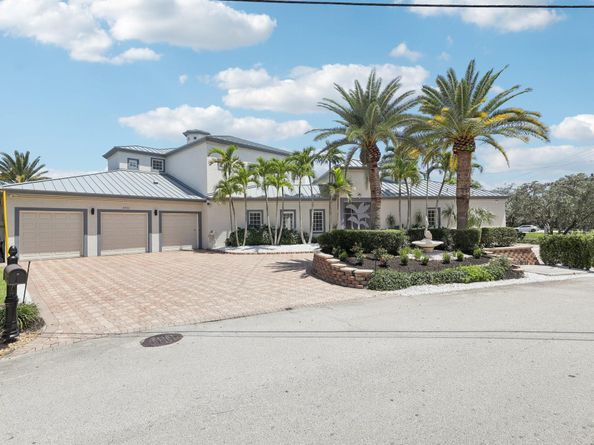 3900 NE 23rd Ter, Lighthouse Point FL 33064