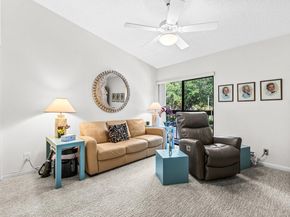 5020 Golfview Court 1422, Delray Beach FL 33484