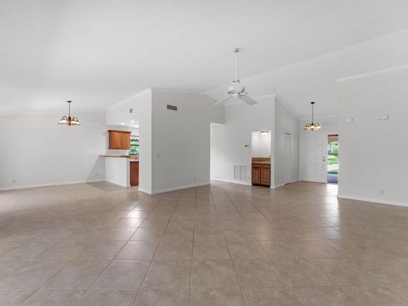 2600 SW 23rd Cranbrook Dr, Boynton Beach FL 33436