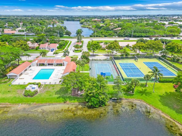 2600 SW 23rd Cranbrook Dr, Boynton Beach FL 33436