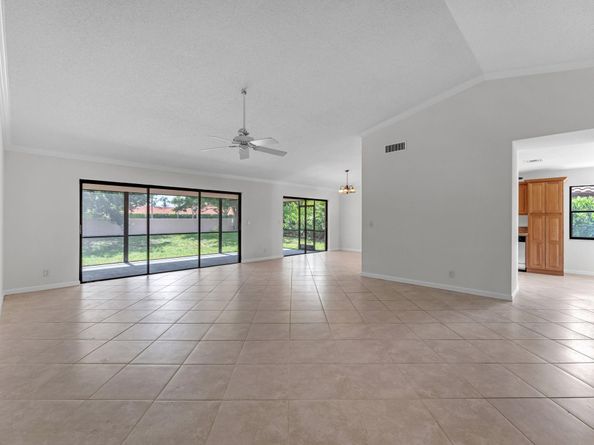 2600 SW 23rd Cranbrook Dr, Boynton Beach FL 33436