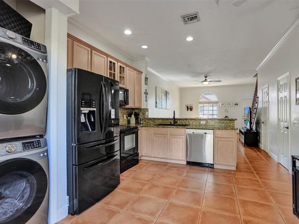 2453 NE 14th Street Cswy 2453, Pompano Beach FL 33062