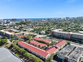 2453 NE 14th Street Cswy 2453, Pompano Beach FL 33062