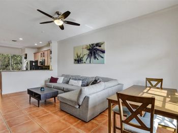 2453 NE 14th Street Cswy