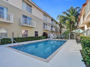 2453 NE 14th Street Cswy 2453, Pompano Beach FL 33062
