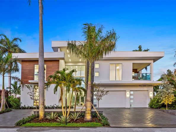 91 Fiesta Way, Fort Lauderdale FL 33301