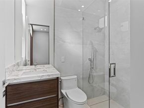 91 Fiesta Way, Fort Lauderdale FL 33301