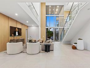 91 Fiesta Way, Fort Lauderdale FL 33301