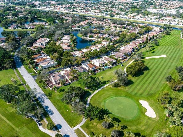 247 Deer Creek Wildwood Circle, Deerfield Beach FL 33442