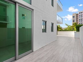 475 E Royal Palm Road 205, Boca Raton FL 33432