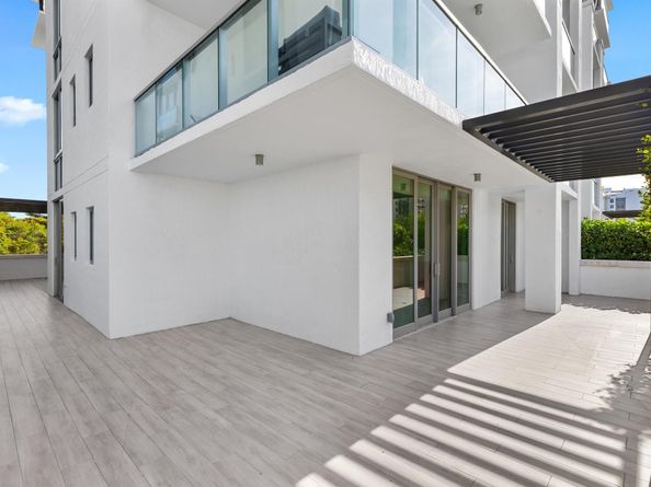 475 E Royal Palm Road 205, Boca Raton FL 33432