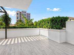 475 E Royal Palm Road 205, Boca Raton FL 33432