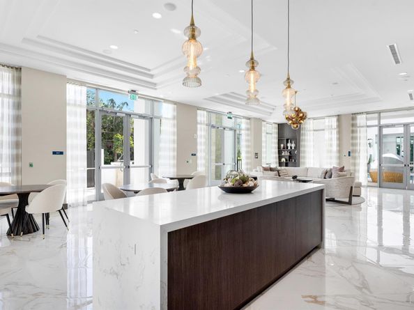 475 E Royal Palm Road 205, Boca Raton FL 33432