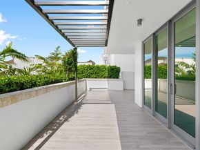 475 E Royal Palm Road 205, Boca Raton FL 33432