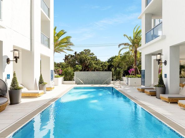 475 E Royal Palm Road 205, Boca Raton FL 33432