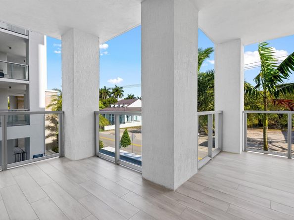 475 E Royal Palm Road 205, Boca Raton FL 33432