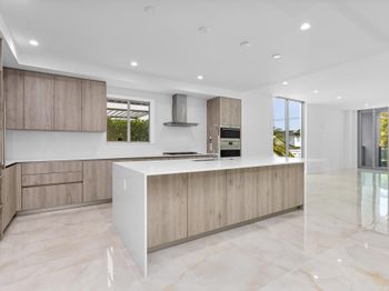 475 E Royal Palm Road