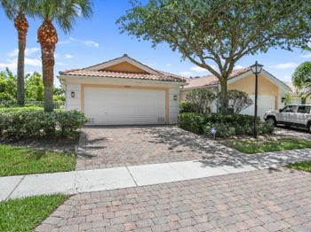 8210 Saint Johns Court