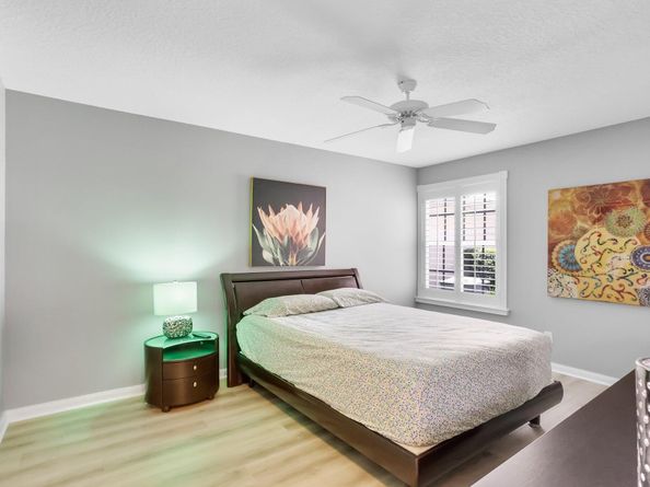 8210 Saint Johns Court, Wellington FL 33414