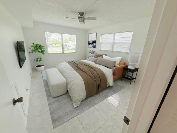 1036 Hythe B B, Boca Raton FL 33434