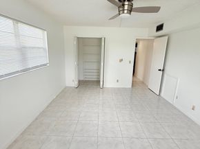 1036 Hythe B B, Boca Raton FL 33434