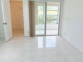 1036 Hythe B B, Boca Raton FL 33434