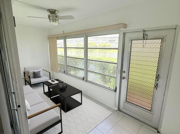 1036 Hythe B B, Boca Raton FL 33434