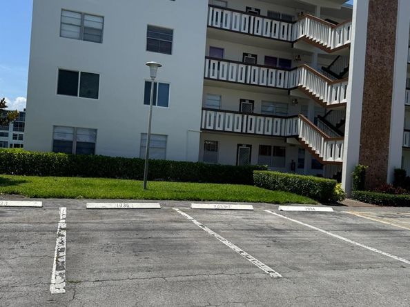 1036 Hythe B B, Boca Raton FL 33434