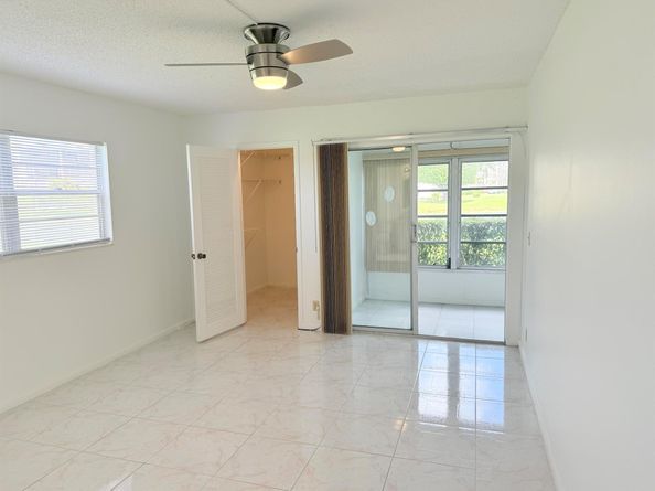 1036 Hythe B B, Boca Raton FL 33434