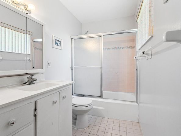 2805 Crosley Drive E H, West Palm Beach FL 33415