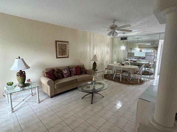 12021 W Greenway Drive 206, Royal Palm Beach FL 33411