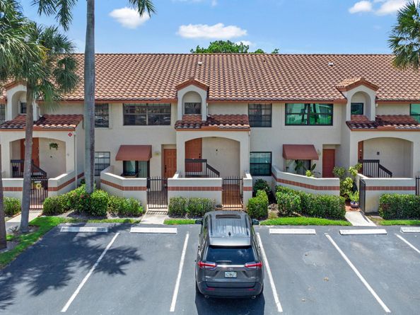 506 Congressional Way, Deerfield Beach FL 33442