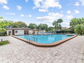 160 Ramblewood Circle, Royal Palm Beach FL 33411