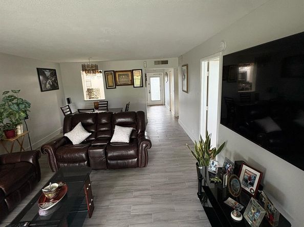 7684 NW 18th St 101, Margate FL 33063