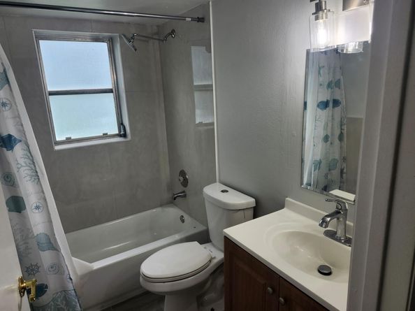 7684 NW 18th St 101, Margate FL 33063